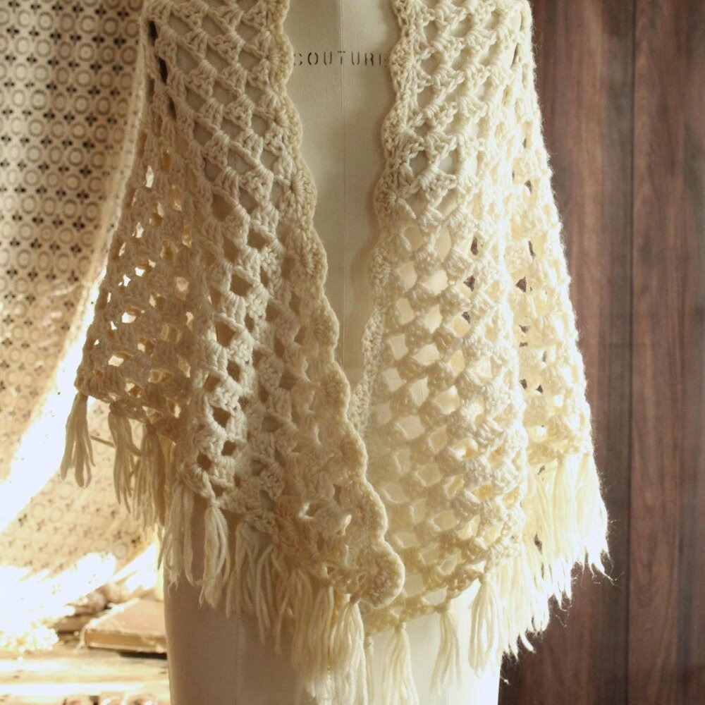 Vintage 1960s 1970s Shawl, Ivory Knit with Fringe Cape or Wrap - Picture 2 of 14
